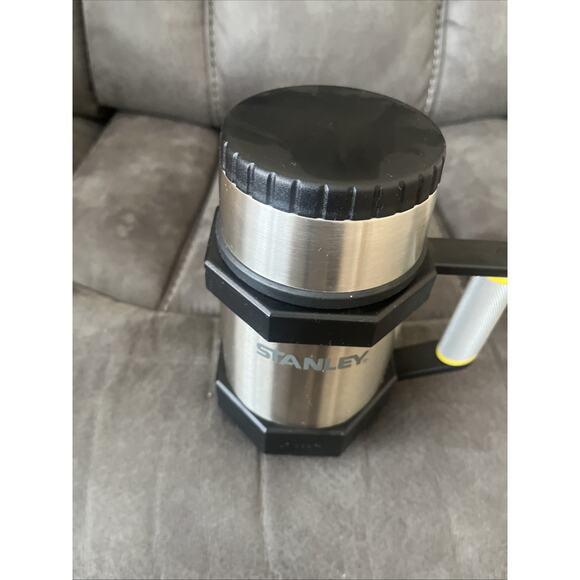 Vintage Stainless Steel Aladdin-Stanley "Bolt" vacuum bottle / Thermos 20 oz - Picture 2 of 6